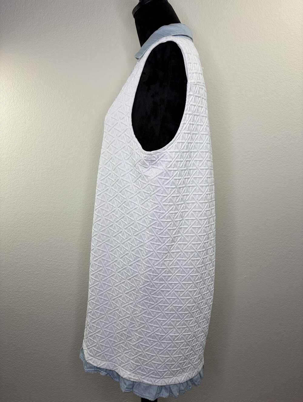 SSYS The Label Heidi white quilted sleeveless Ruffle Trim dress Large - Picture 7 of 14